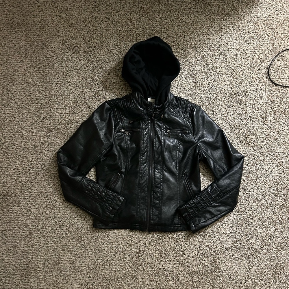 2000s vintage leather jacket